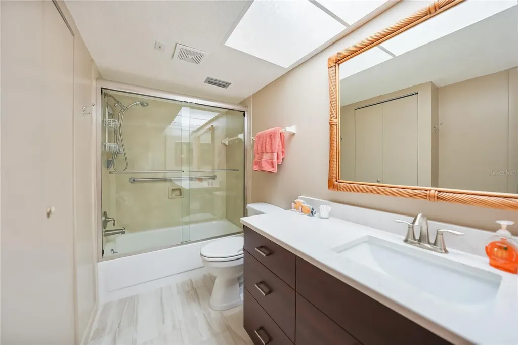 2727 N Beach Road Englewood FL 34223