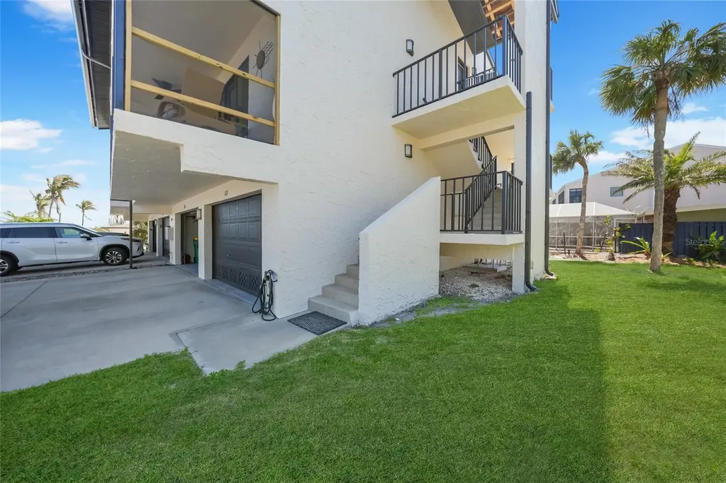 2727 N Beach Road Englewood FL 34223