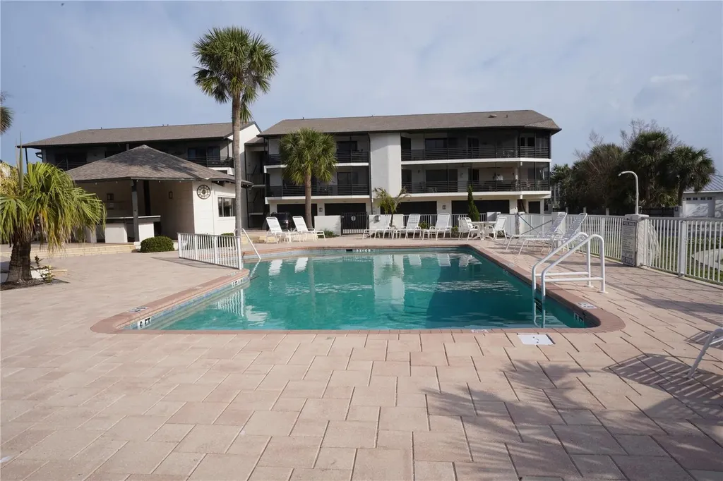 2727 N Beach Road Englewood FL 34223