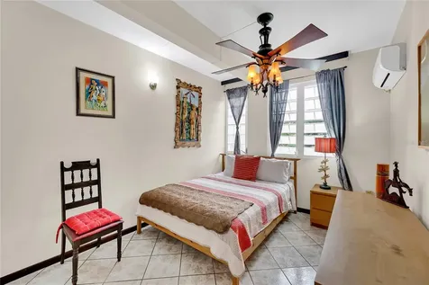 110 Freire Calle Rubi Cidra PR 00739