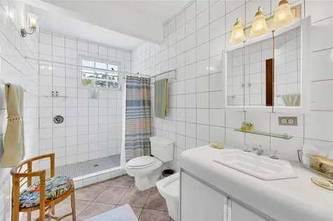 110 Freire Calle Rubi Cidra PR 00739