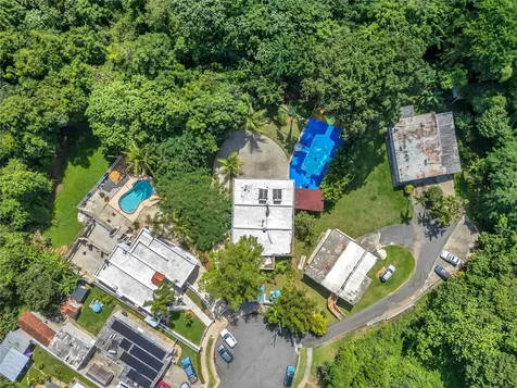 110 Freire Calle Rubi Cidra PR 00739