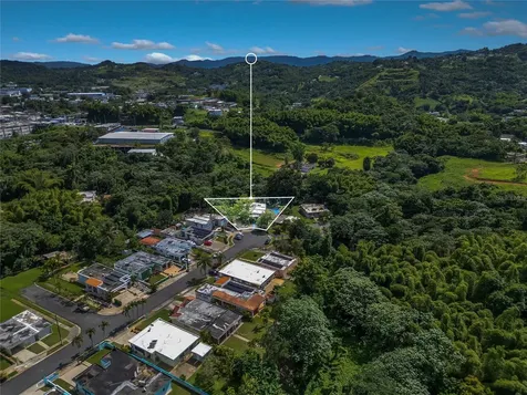 110 Freire Calle Rubi Cidra PR 00739