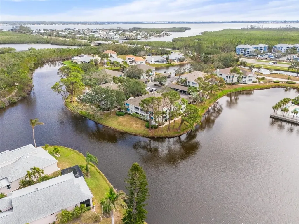 312 108th Street W Bradenton FL 34209