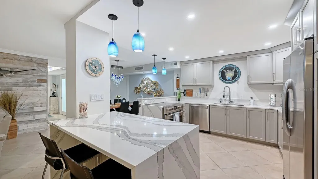 1 Benjamin Franklin Drive Sarasota FL 34236