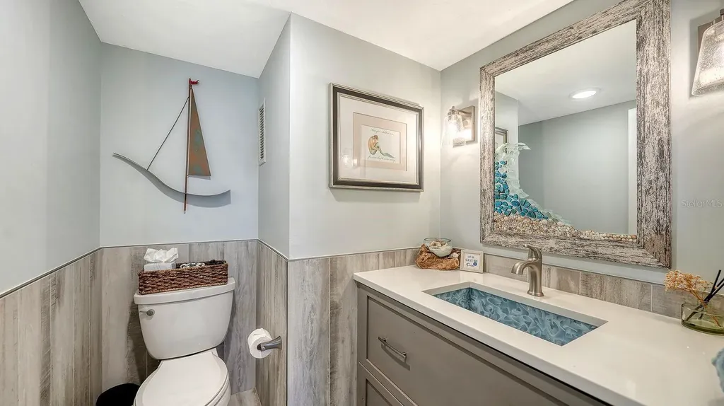 1 Benjamin Franklin Drive Sarasota FL 34236