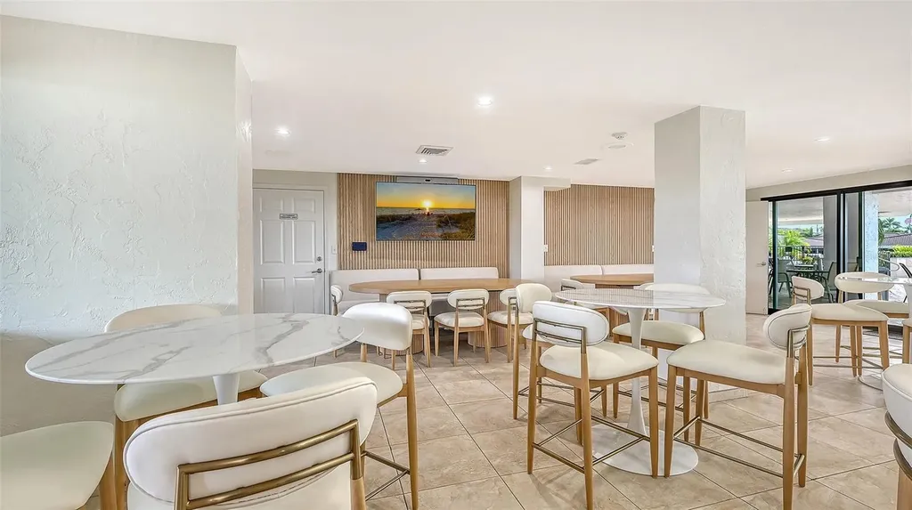 1 Benjamin Franklin Drive Sarasota FL 34236