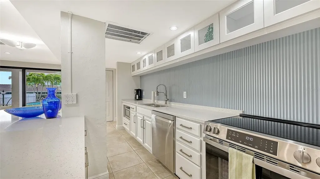 1 Benjamin Franklin Drive Sarasota FL 34236