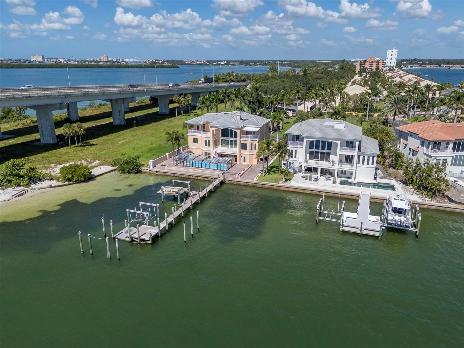 7680 Paradise Pointe Circle S St Petersburg FL 33711