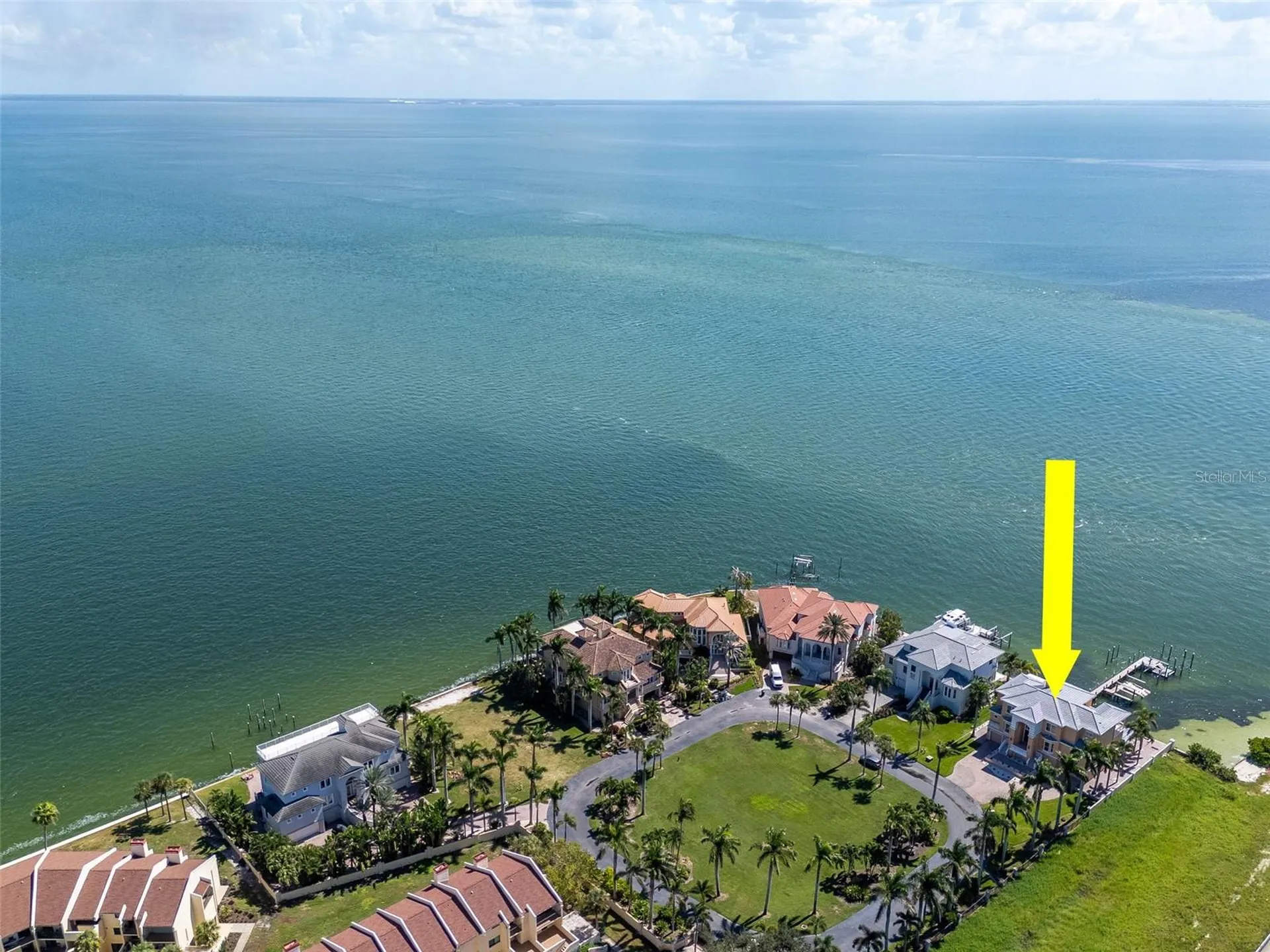 7680 Paradise Pointe Circle S St Petersburg FL 33711