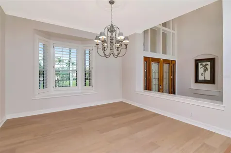 7680 Paradise Pointe Circle S St Petersburg FL 33711