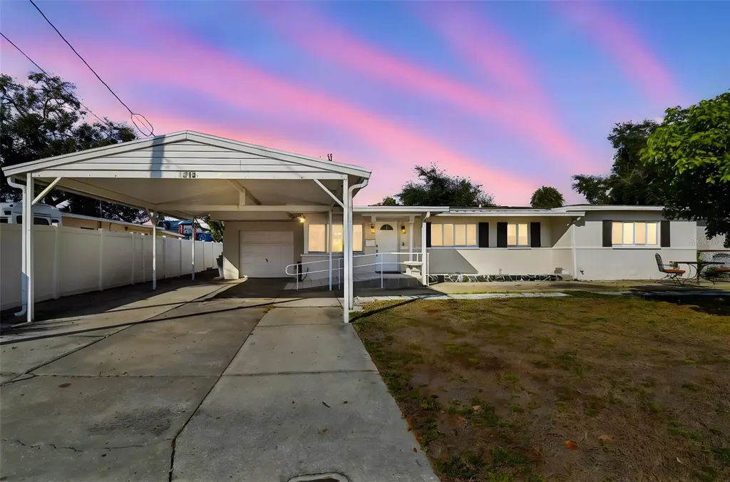 4315 W Fair Oaks Avenue Tampa FL 33611
