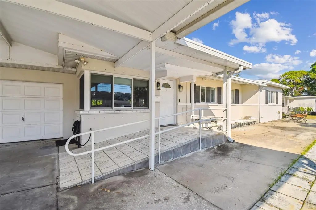 4315 W Fair Oaks Avenue Tampa FL 33611