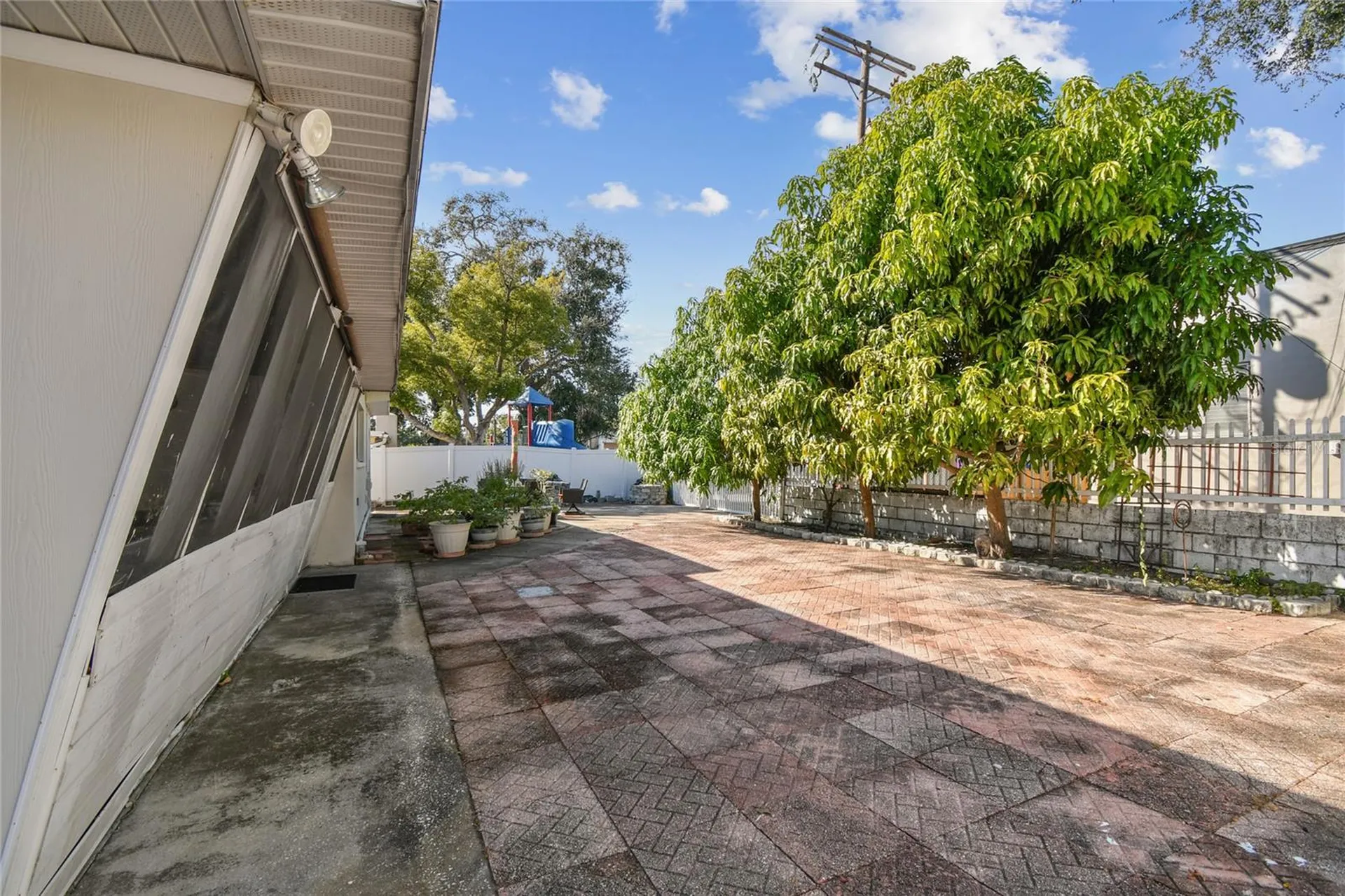 4315 W Fair Oaks Avenue Tampa FL 33611
