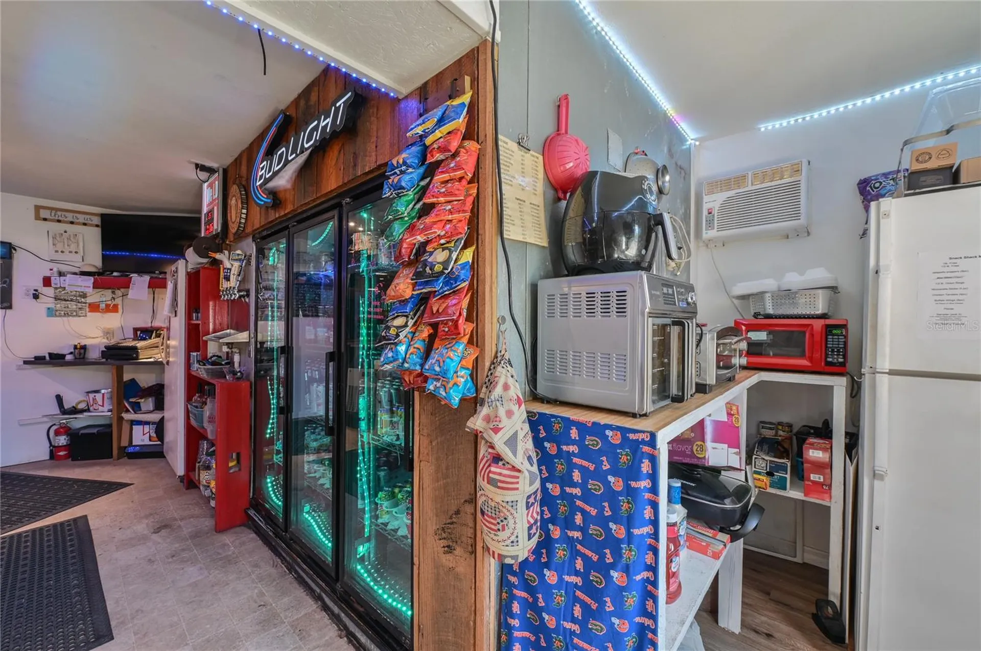 2451 SE Highway 41 Morriston FL 32668