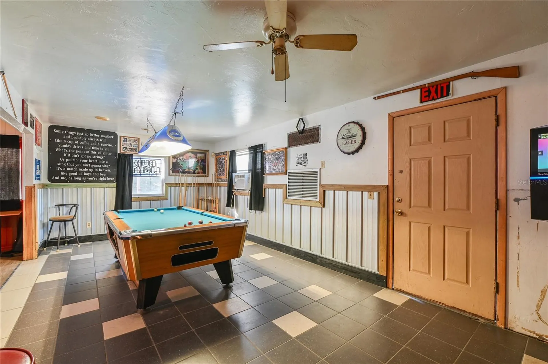 2451 SE Highway 41 Morriston FL 32668