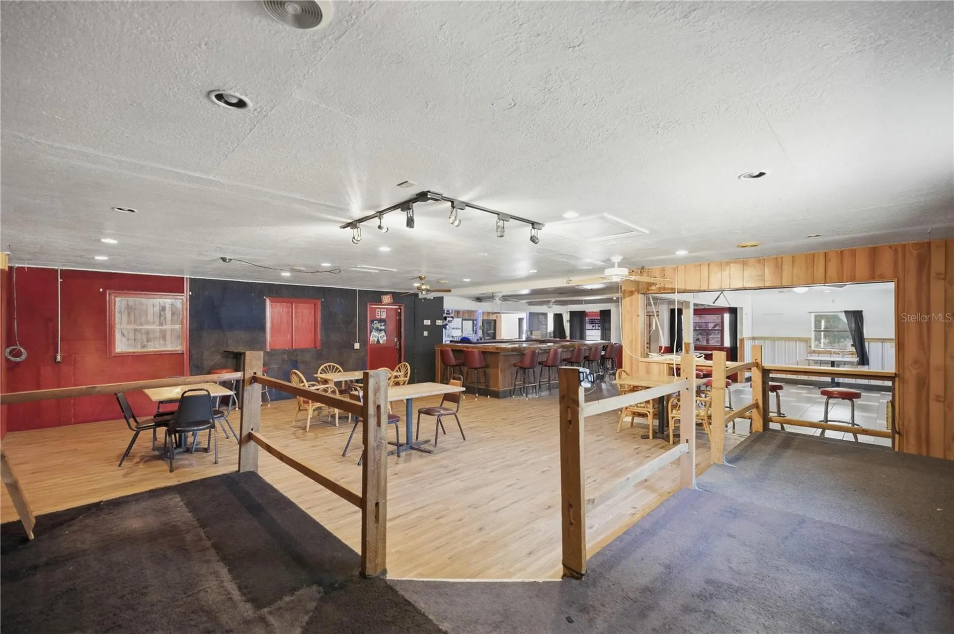 2451 SE Highway 41 Morriston FL 32668