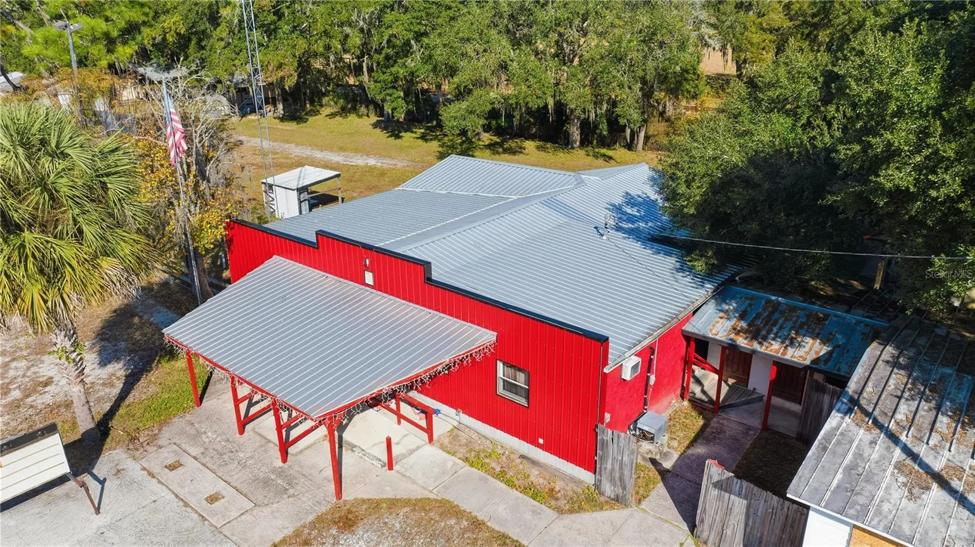 2451 SE Highway 41 Morriston FL 32668