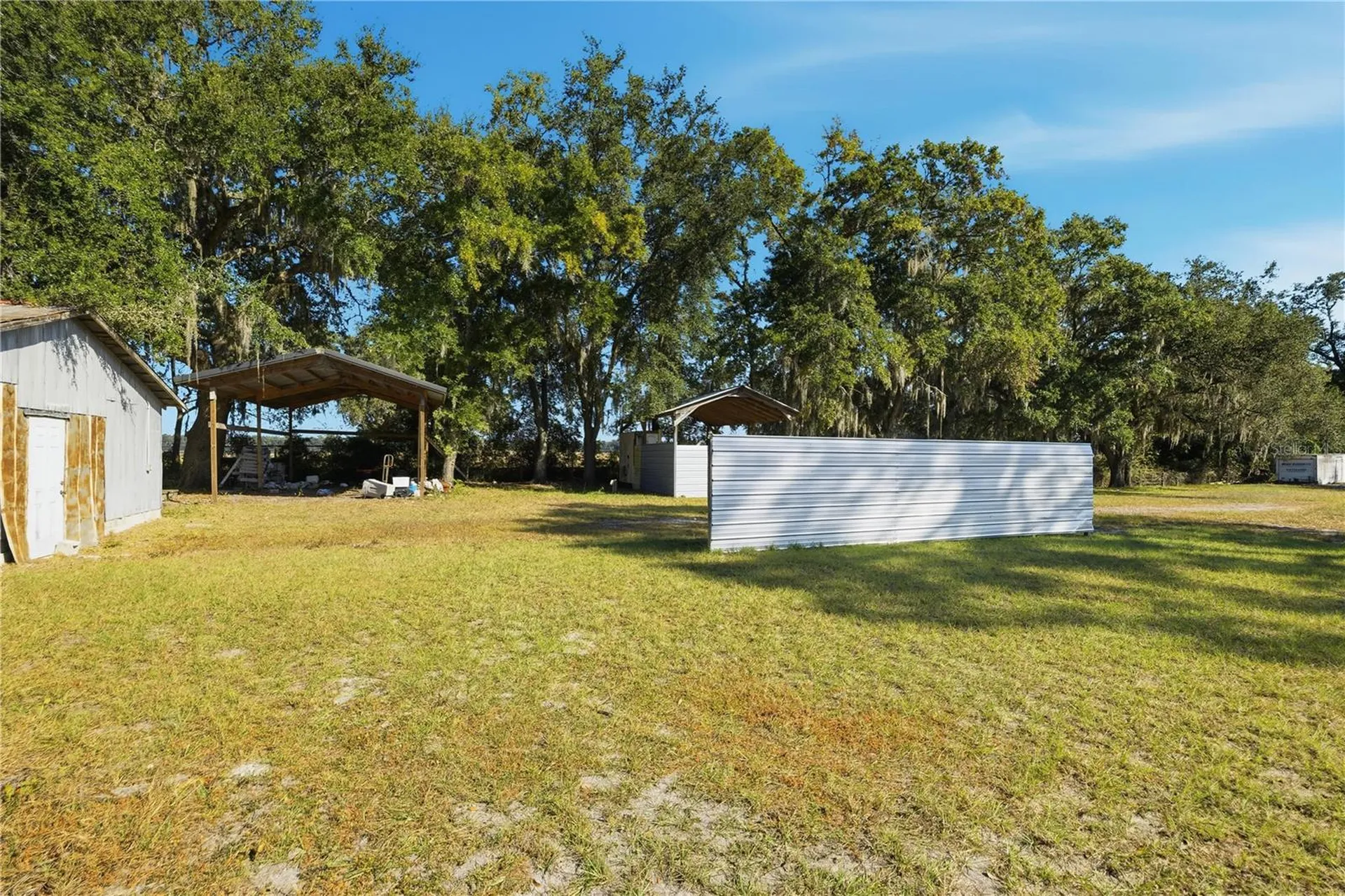 2451 SE Highway 41 Morriston FL 32668
