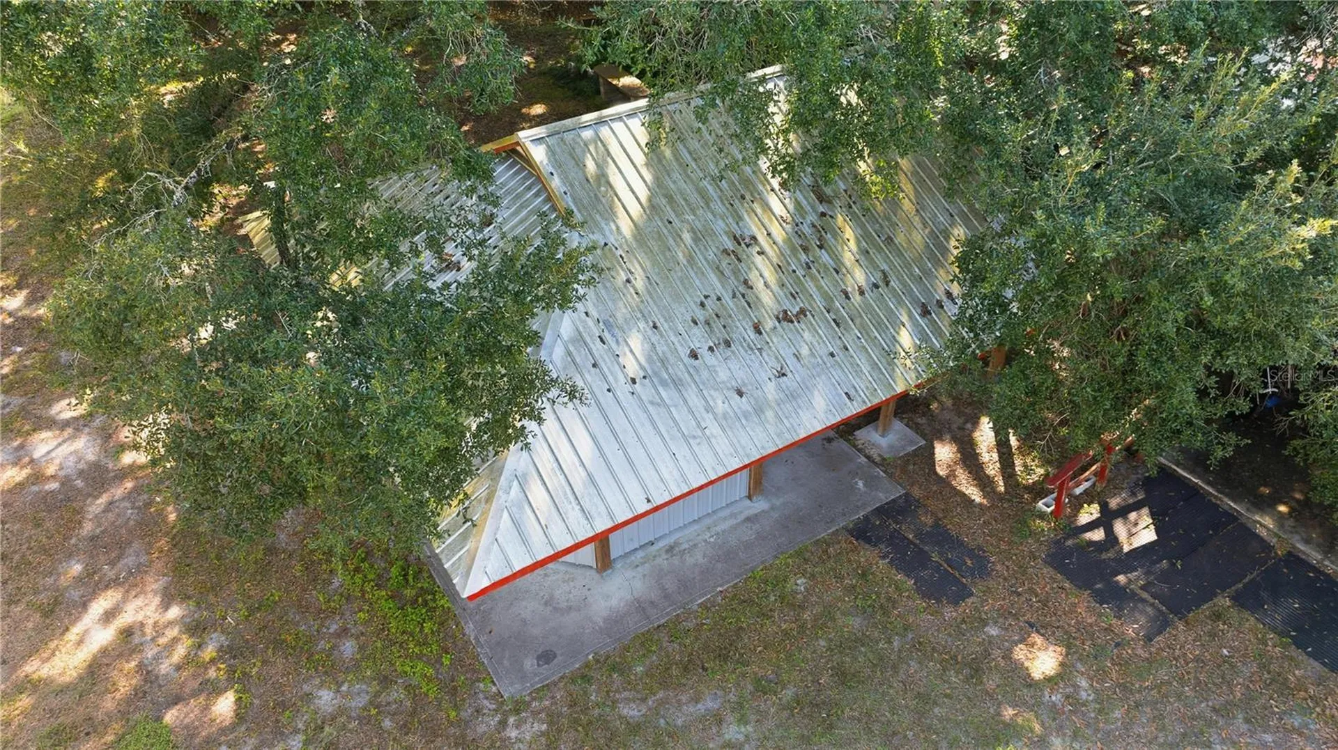 2451 SE Highway 41 Morriston FL 32668