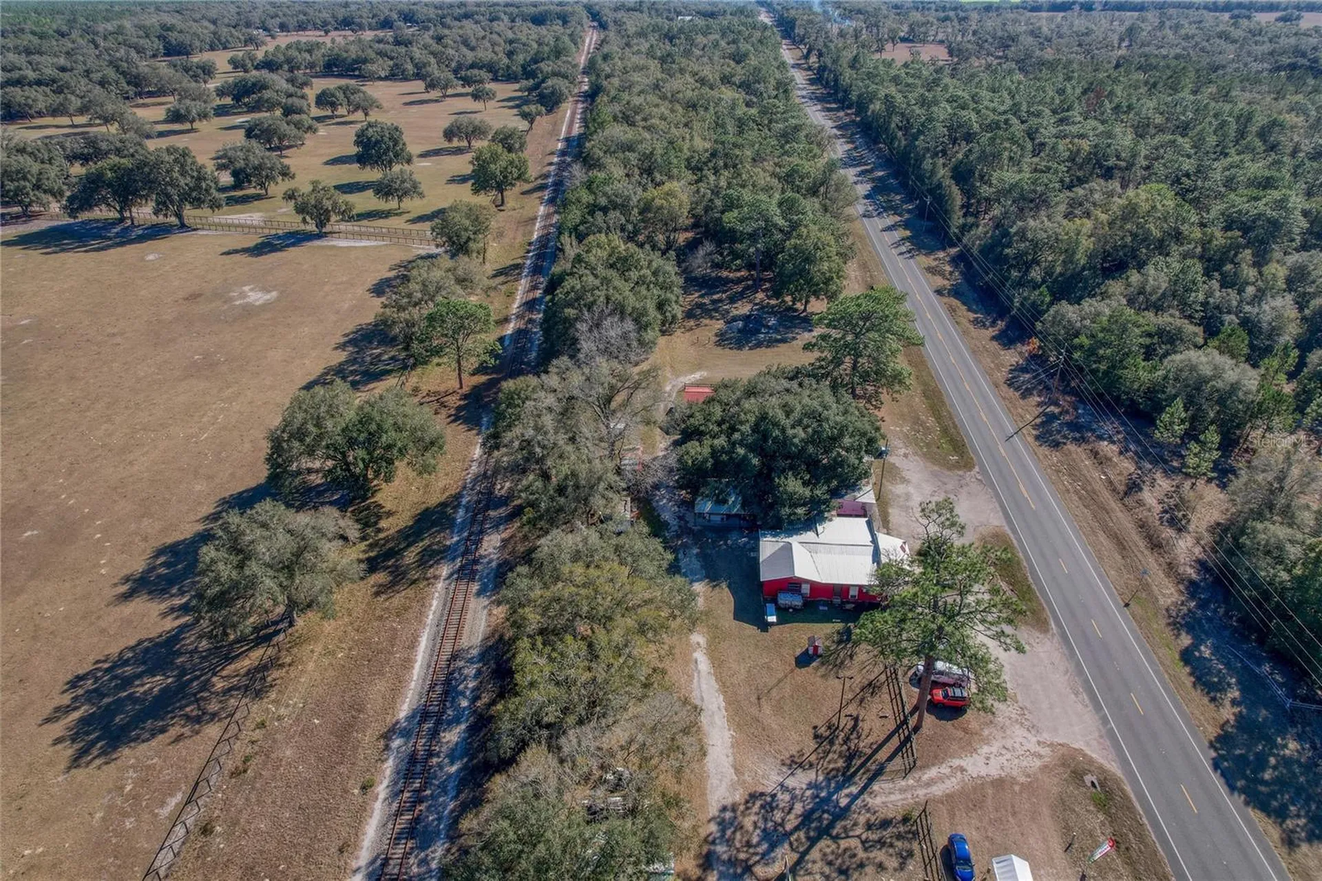 2451 SE Highway 41 Morriston FL 32668