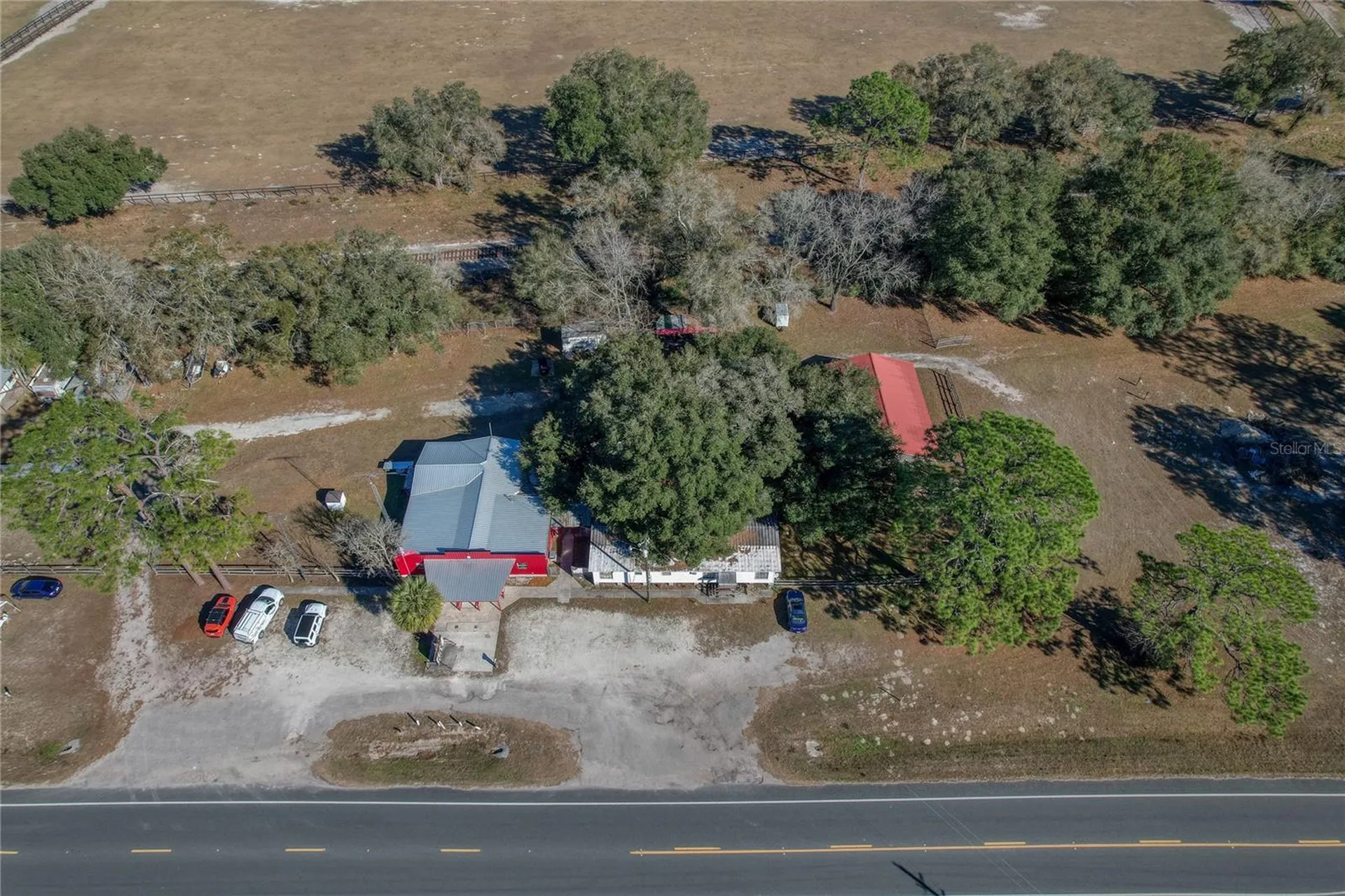 2451 SE Highway 41 Morriston FL 32668