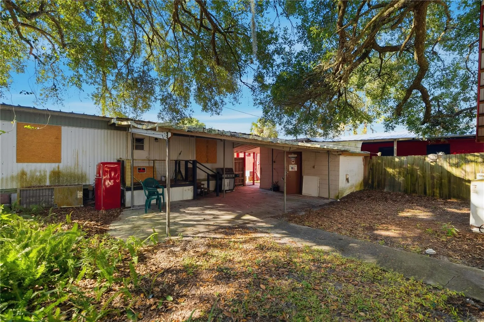 2451 SE Highway 41 Morriston FL 32668
