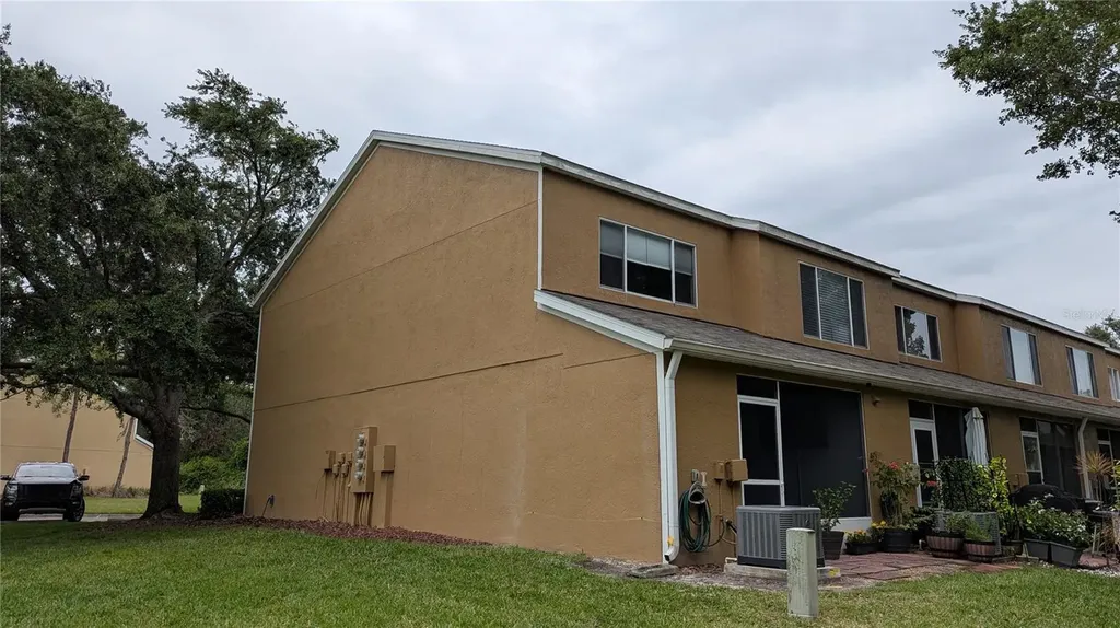1247 Kennewick Court Wesley Chapel FL 33543