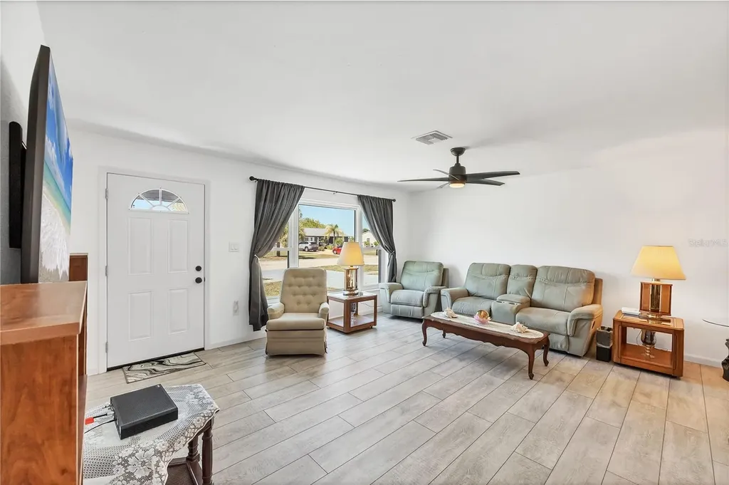 6392 Coliseum Boulevard Port Charlotte FL 33981