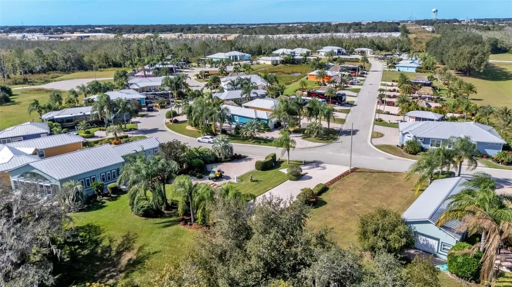 3312 Fish Hawk Drive Polk City FL 33868