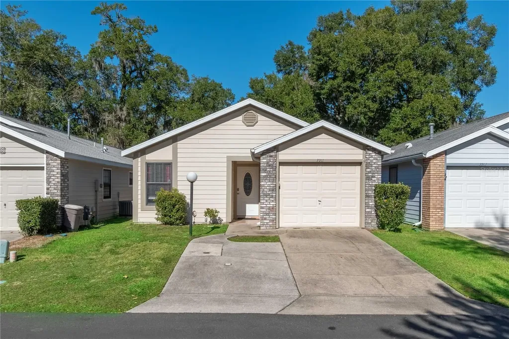 3911 NE 22nd Street Ocala FL 34470