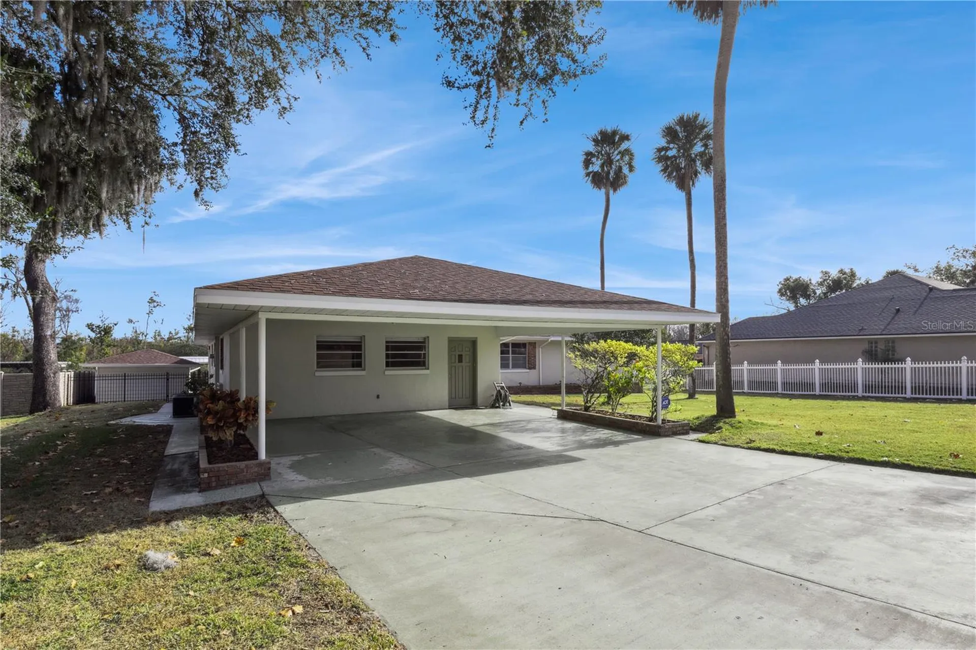 28228 Tammi Drive Tavares FL 32778