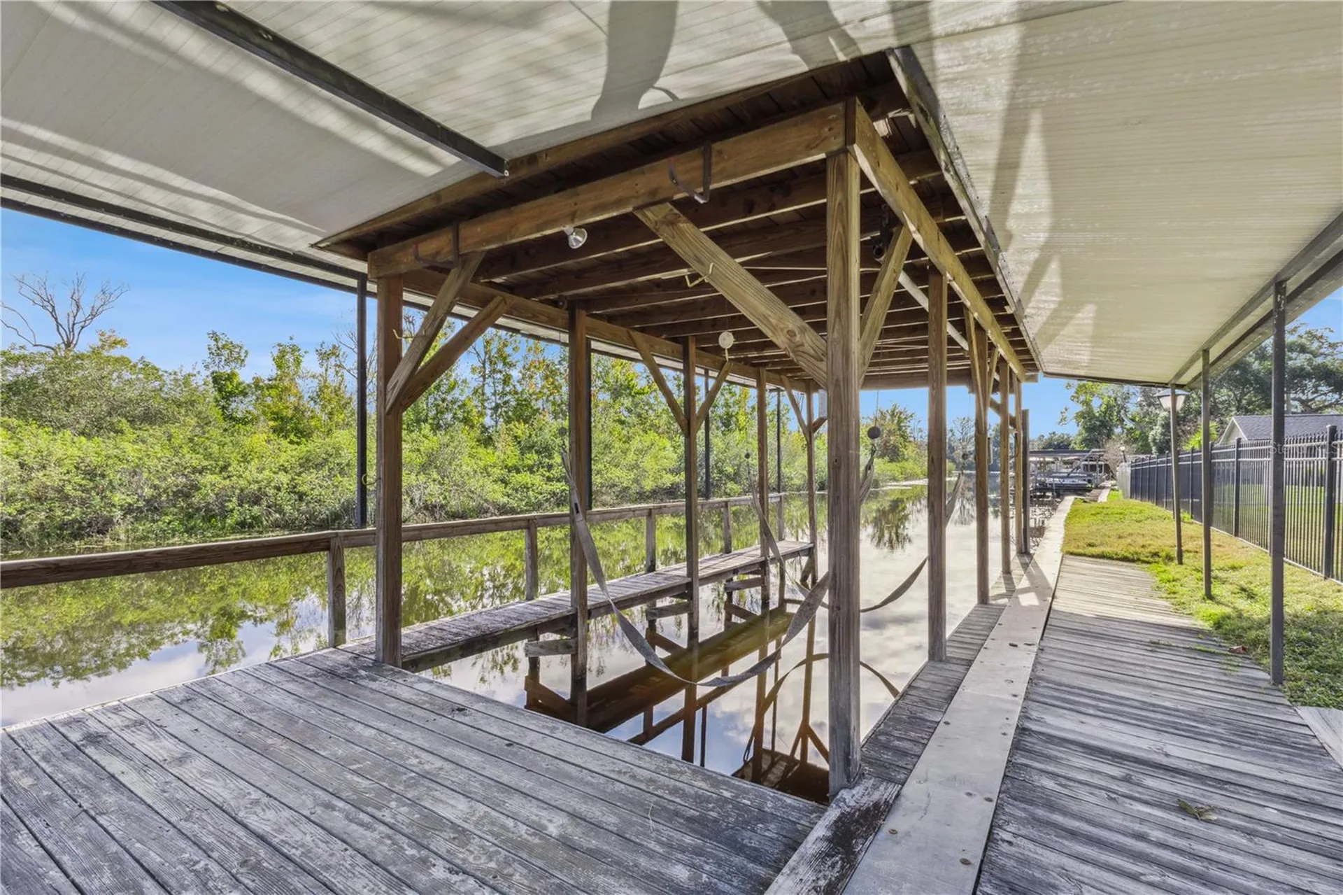 28228 Tammi Drive Tavares FL 32778