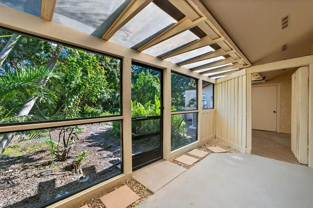 7607 4th Avenue W Bradenton FL 34209