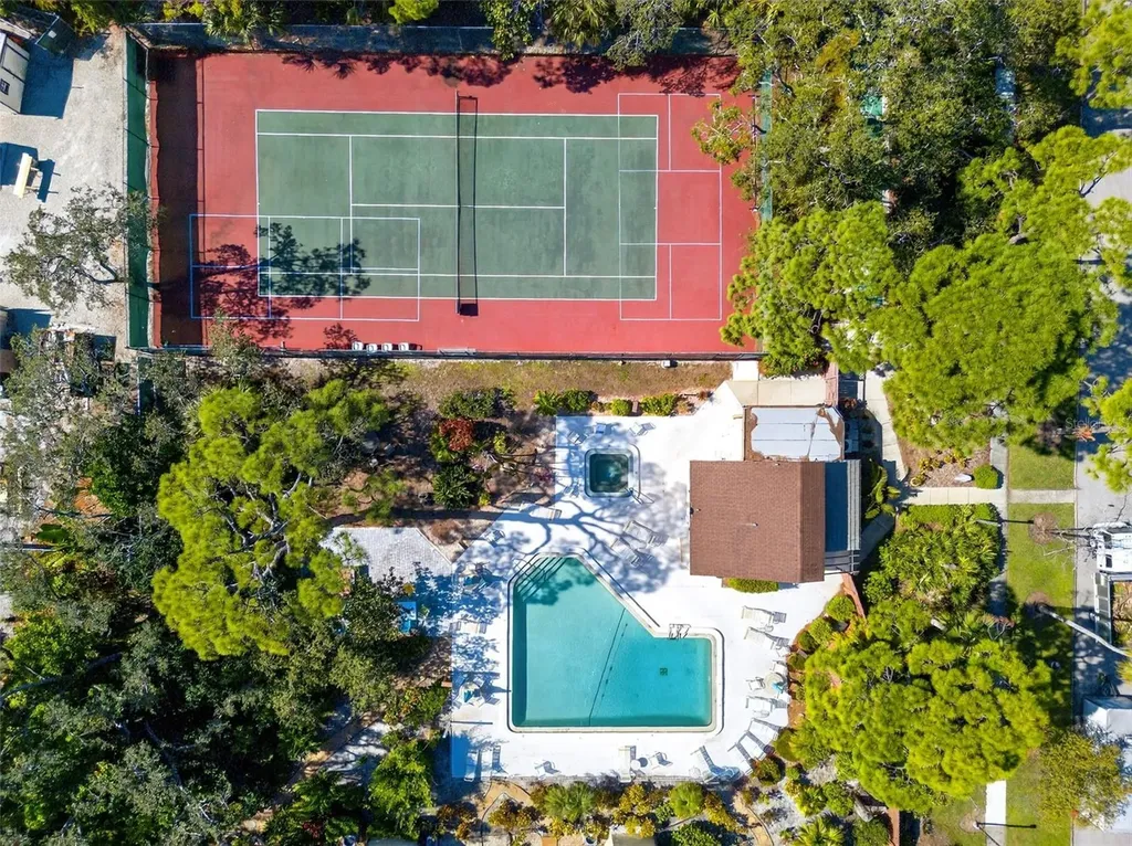 7607 4th Avenue W Bradenton FL 34209