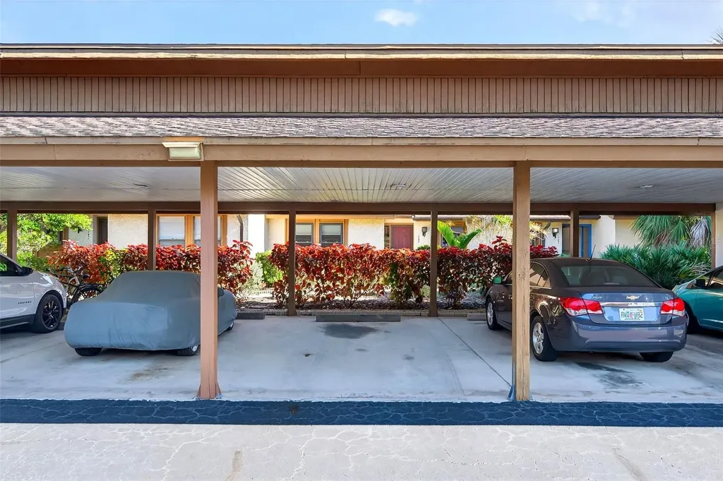 7607 4th Avenue W Bradenton FL 34209