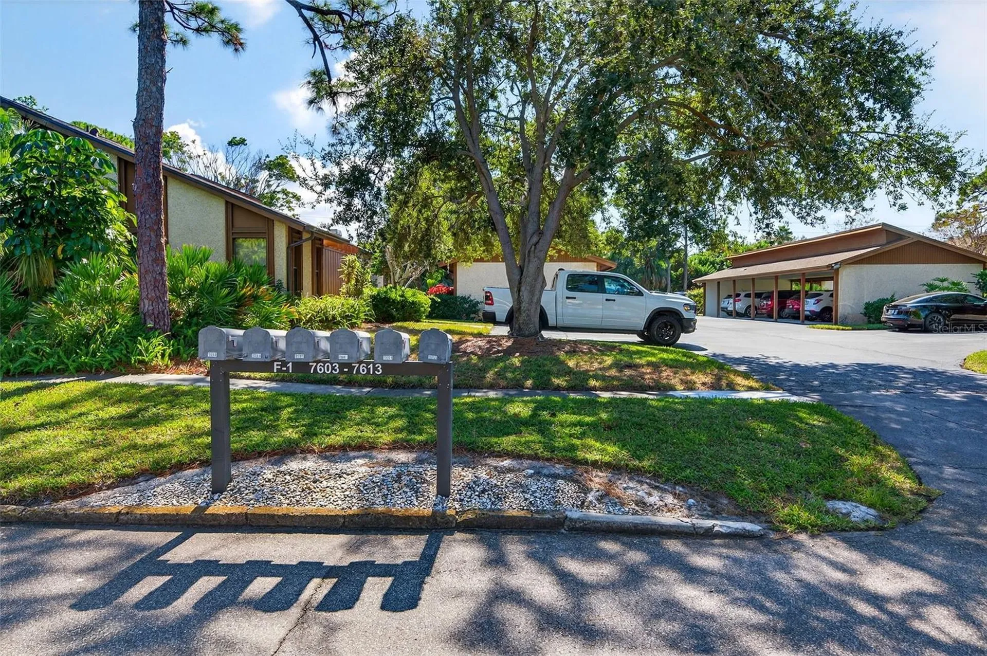 7607 4th Avenue W Bradenton FL 34209