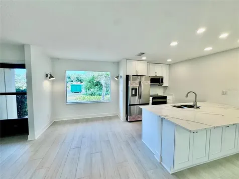 11229 W Bayshore Drive Crystal River FL 34429