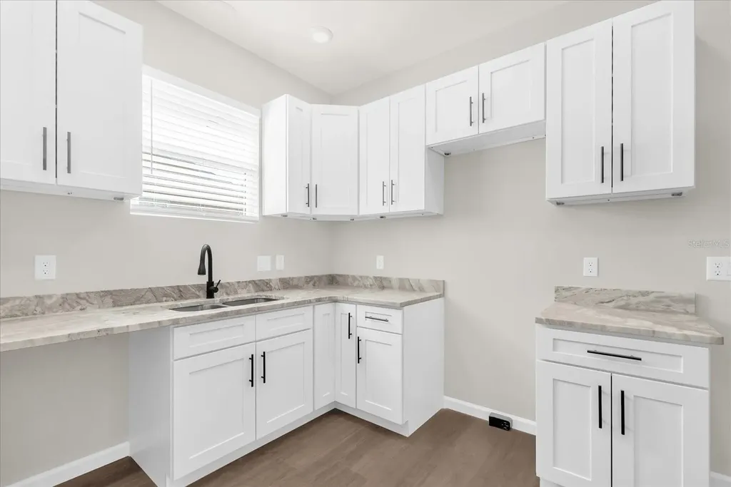 1807 Peach Avenue Sanford FL 32771