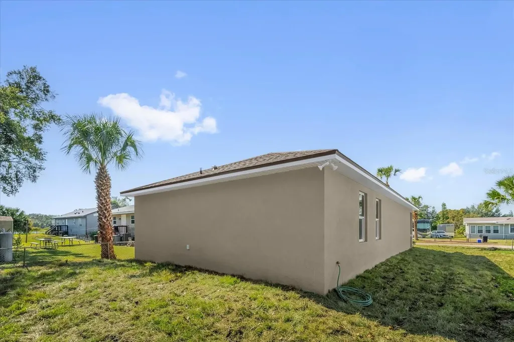 1807 Peach Avenue Sanford FL 32771