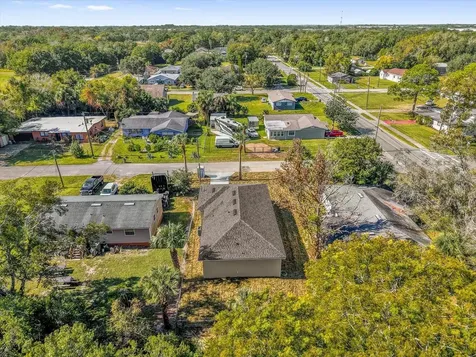1807 Peach Avenue Sanford FL 32771