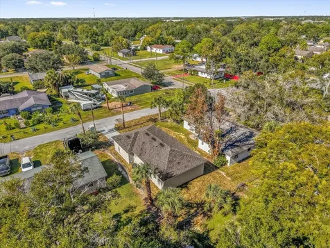 1807 Peach Avenue Sanford FL 32771