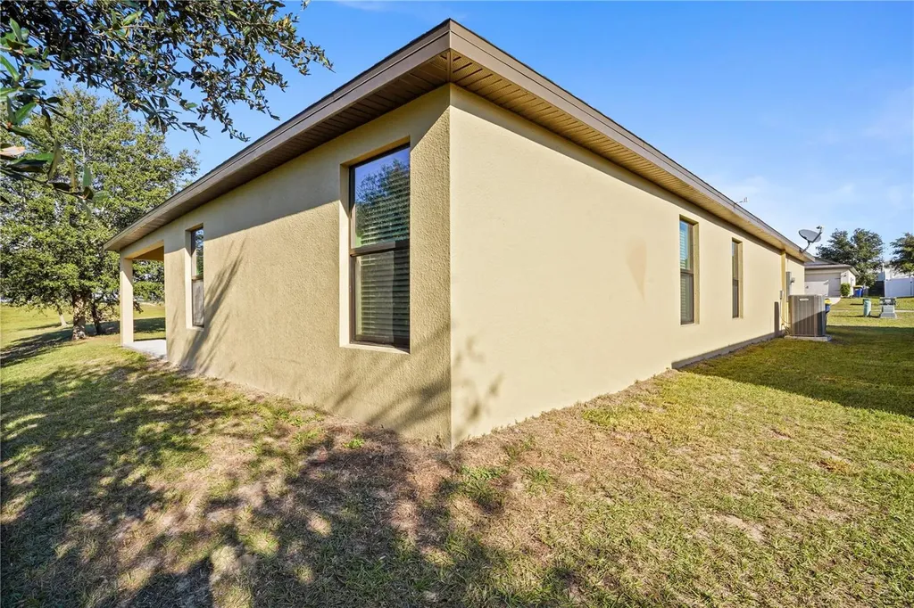 1621 Orne Street Mascotte FL 34753