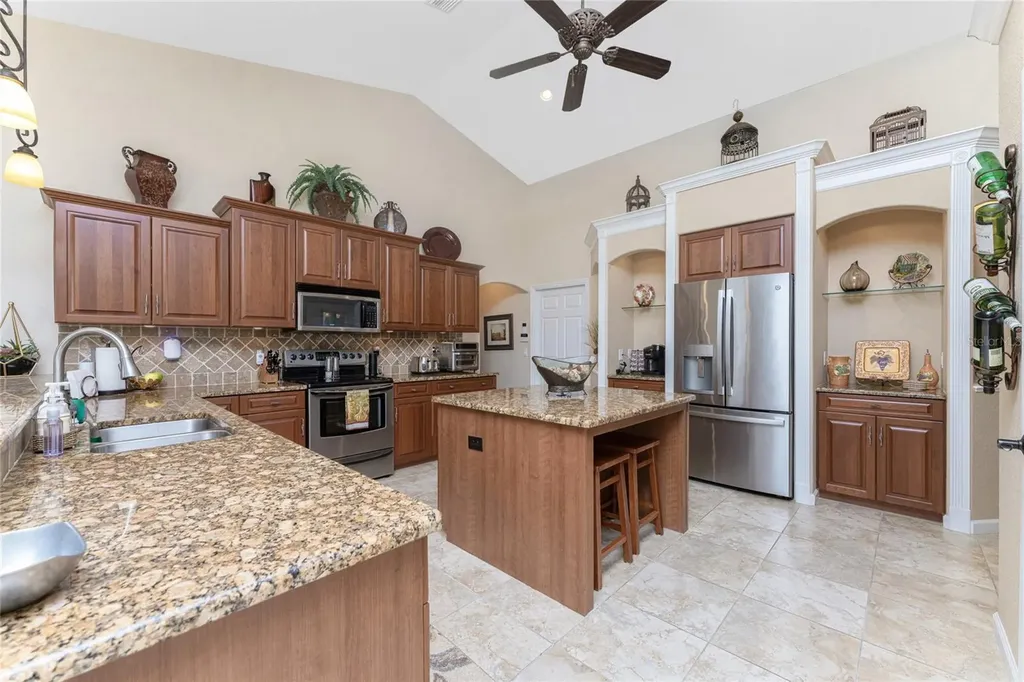 290 Rotonda Boulevard E Rotonda West FL 33947