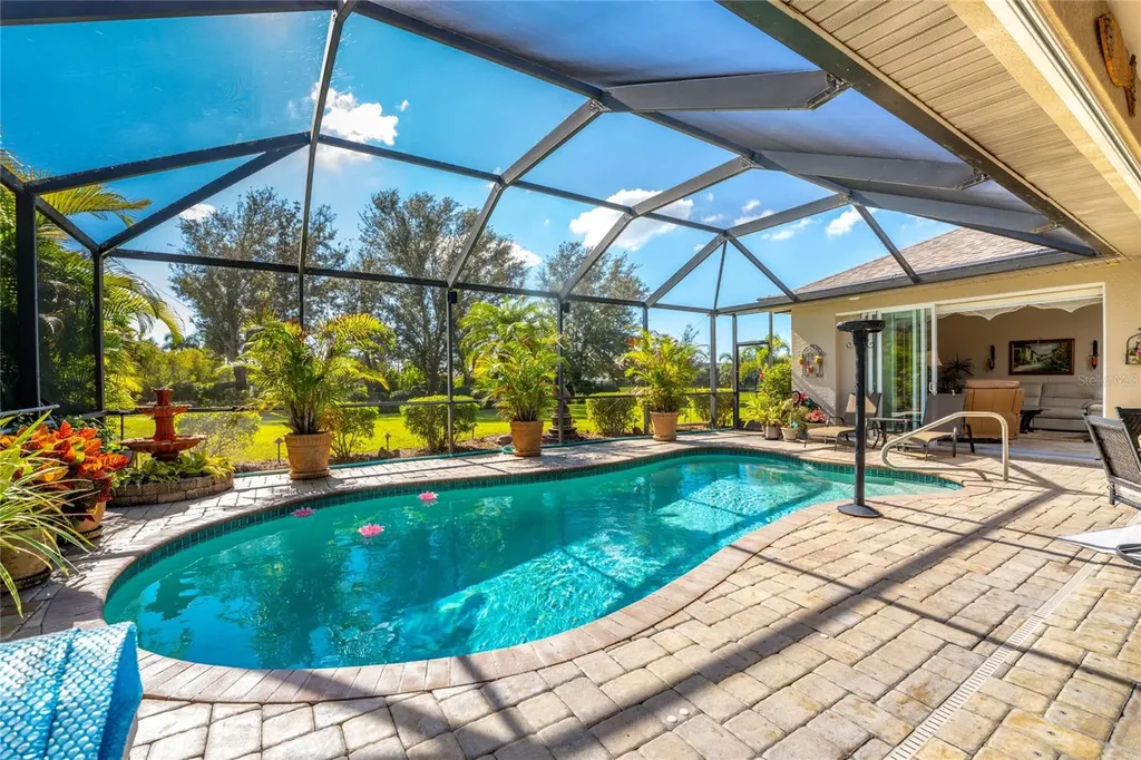 290 Rotonda Boulevard E Rotonda West FL 33947