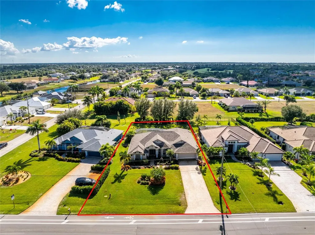 290 Rotonda Boulevard E Rotonda West FL 33947
