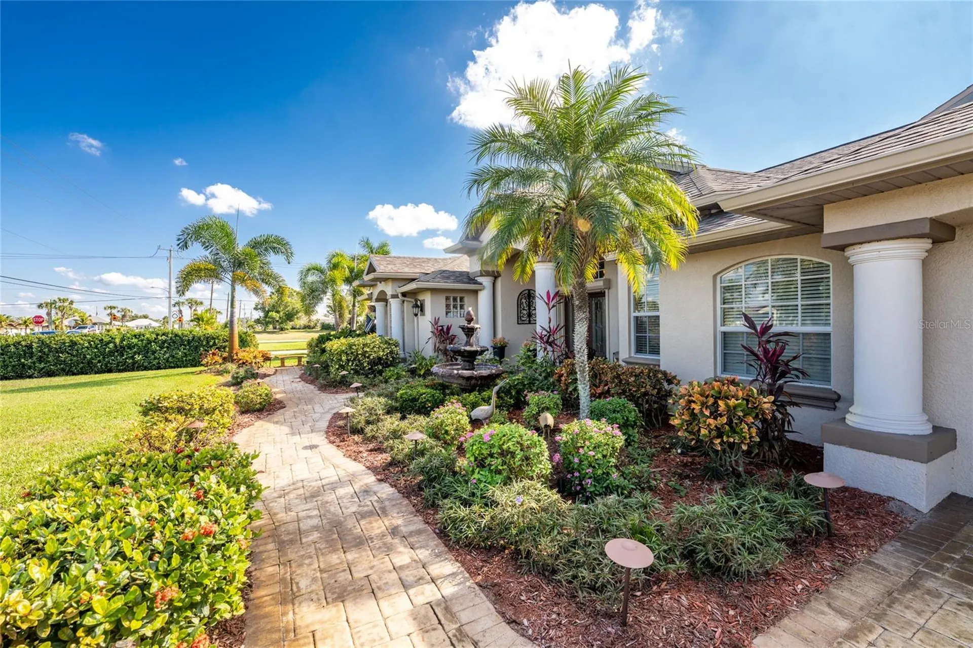 290 Rotonda Boulevard E Rotonda West FL 33947