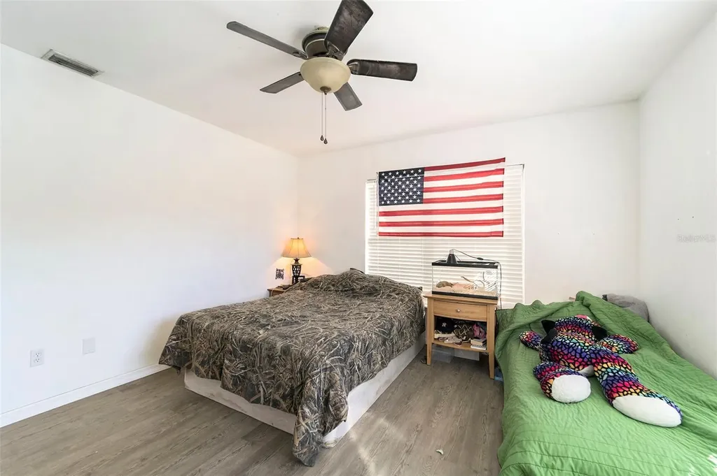 2215 Wallace Road Lutz FL 33549