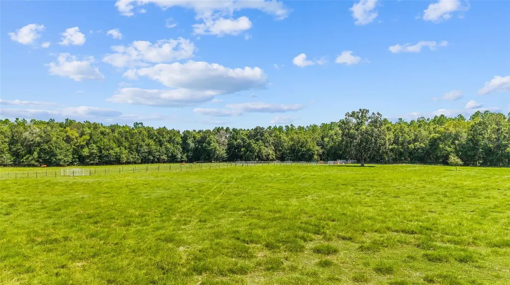 Tbd SE 35th Street Morriston FL 32668