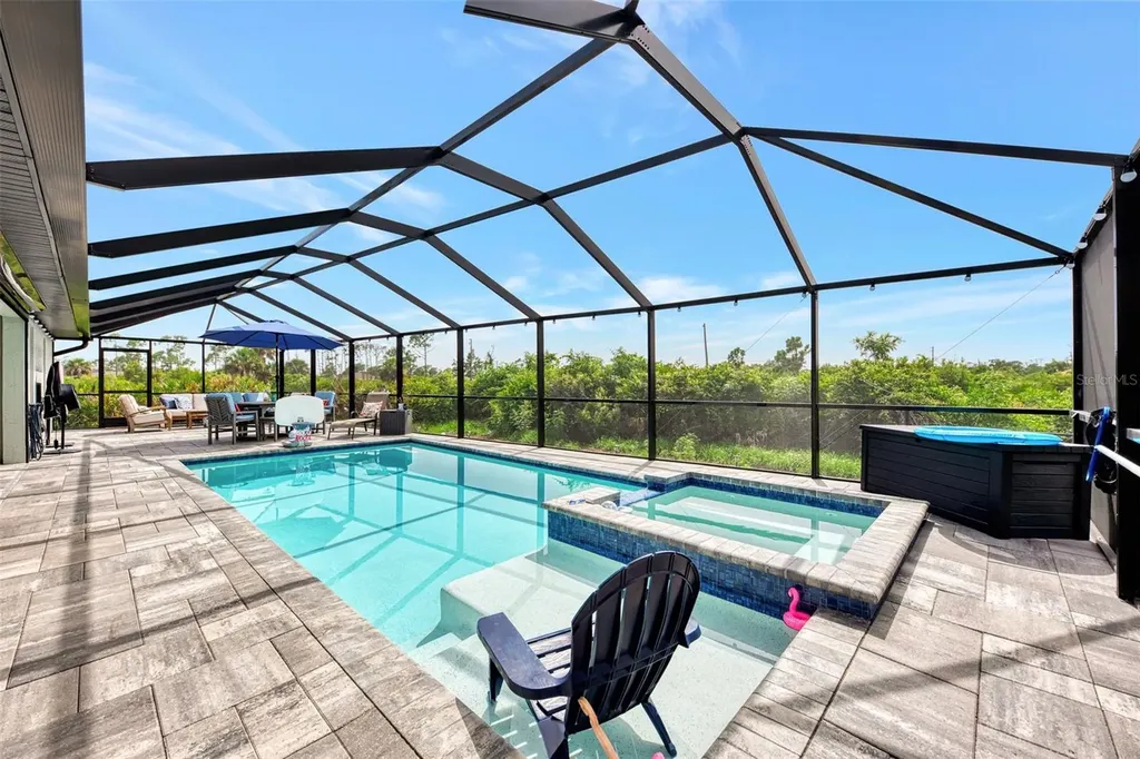 8 Amidship Road Placida FL 33946